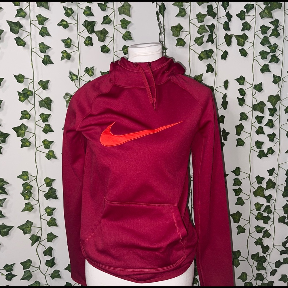 nike sweatshirt